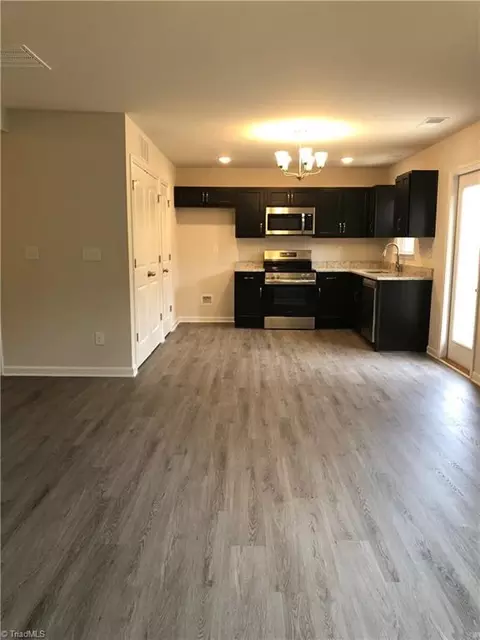 1725 Lamb Ave, High Point, NC 27260 photo 2