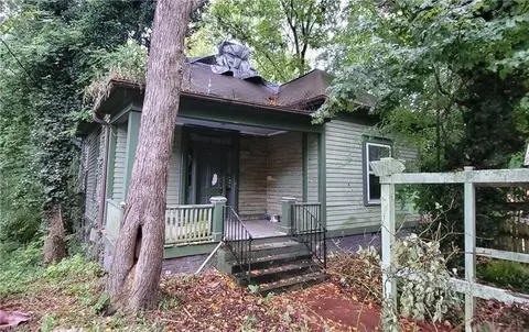 935 Carr St, Greensboro, NC 27403