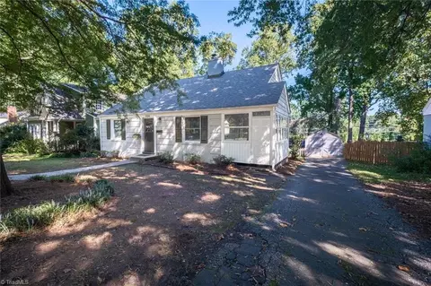 3118 Collier Dr, Greensboro, NC 27403