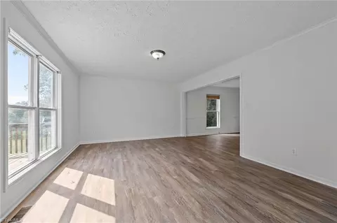 Living - 686 Mock Rd, High Point, NC 27265 photo 2 of 7