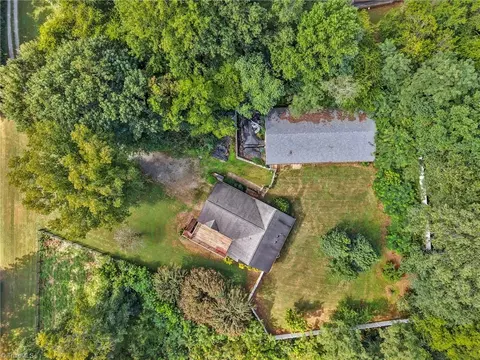 View/Area - 686 Mock Rd, High Point, NC 27265 photo 1 of 4