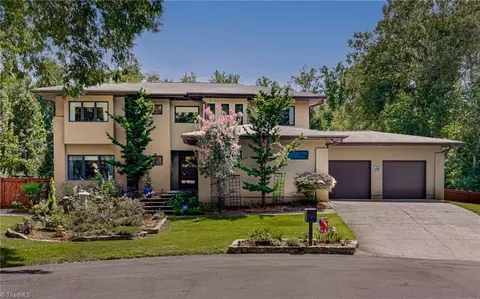 125 Asbury Place Ct, Clemmons, NC 27012