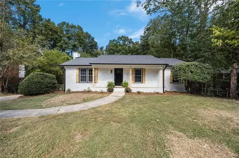 3304 Rolling Rd, High Point, NC 27265