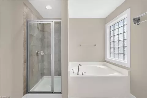 Bath - 2354 Hammock Dr, High Point, NC 27265 photo 2 of 2