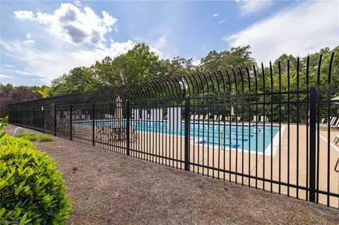 Exterior - 2354 Hammock Dr, High Point, NC 27265 photo 10 of 10