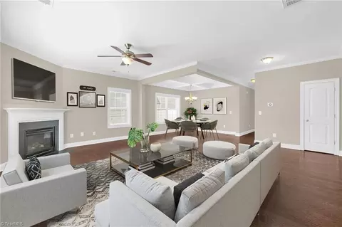 Living - 2354 Hammock Dr, High Point, NC 27265 photo 3 of 5