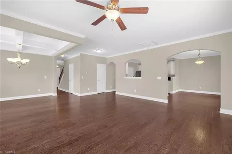 Living - 2354 Hammock Dr, High Point, NC 27265 photo 2 of 5