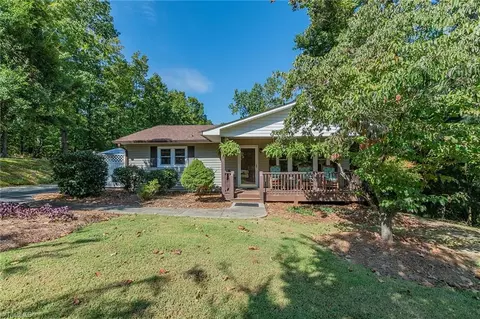5465 Nc Highway 109 N, High Point, NC 27265