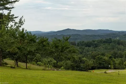1919 Old Orchard Loop, Stuart, VA 24171 photo 7