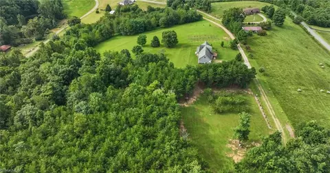1919 Old Orchard Loop, Stuart, VA 24171 photo 37