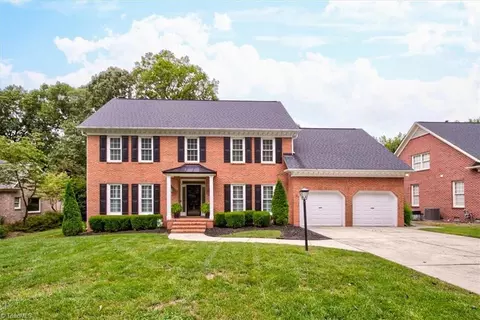 1223 Foxfire Dr, Greensboro, NC 27410