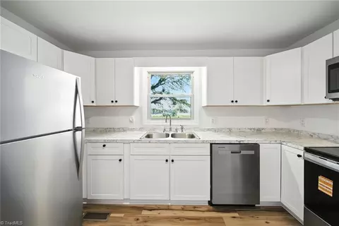 Kitchen - 856 Haynes Rd, Elkin, NC 28621 photo 2 of 2