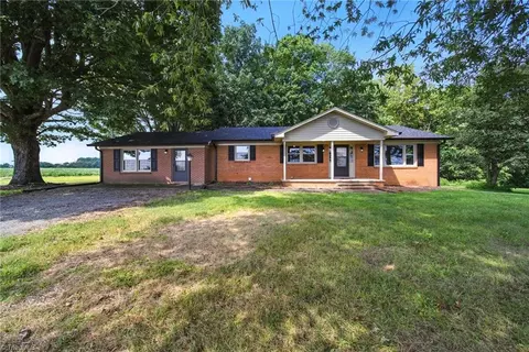 Exterior - 856 Haynes Rd, Elkin, NC 28621 photo 2 of 6
