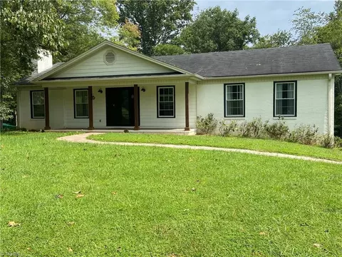 1596 Greenhill Rd, Mount Airy, NC 27030