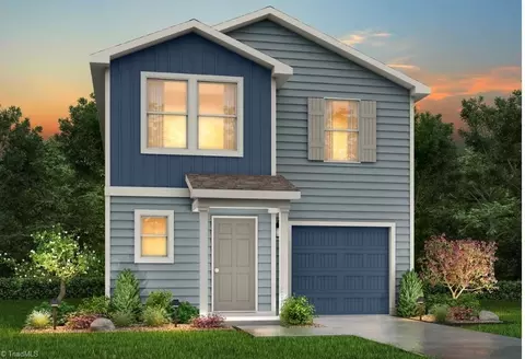 462 Regency Ln, Eden, NC 27288