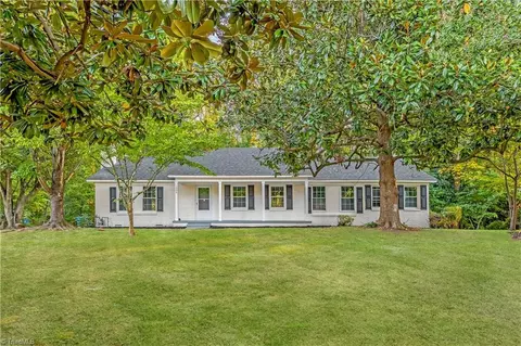 1605 Youngs Mill Rd, Greensboro, NC 27406