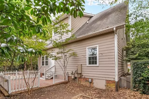 3714 Cranbrook Pt, High Point, NC 27265 photo 38