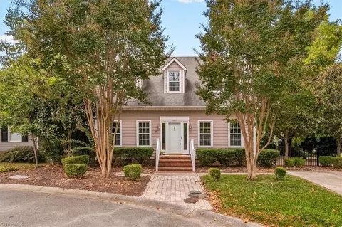 3714 Cranbrook Pt, High Point, NC 27265 photo 3