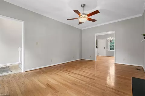 3714 Cranbrook Pt, High Point, NC 27265 photo 8