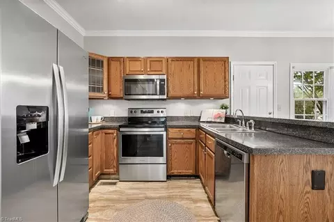 3714 Cranbrook Pt, High Point, NC 27265 photo 16