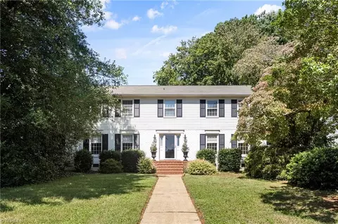 901 Fairgreen Rd, Greensboro, NC 27410