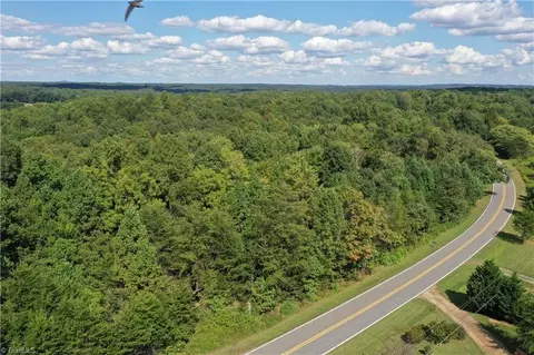 3136 K Fork Rd, Madison, NC 27025 photo 7