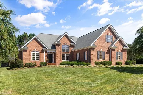 123 Meadows Edge Dr, Advance, NC 27006