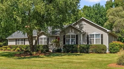 1242 Scalesville Rd, Summerfield, NC 27358