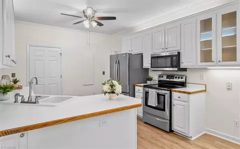 1213 Raspberry Run, Graham, NC 27253 photo 14