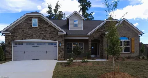 1097 Tulloch Ct, Burlington, NC 27215
