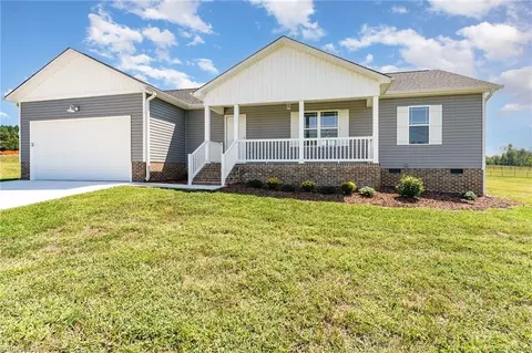 Exterior - 115 Knight Farm Rd, Stokesdale, NC 27357 photo 1 of 8