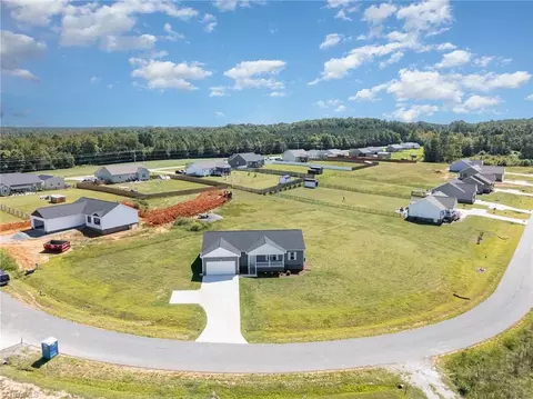 115 Knight Farm Rd, Stokesdale, NC 27357