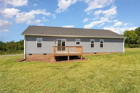 Exterior - 115 Knight Farm Rd, Stokesdale, NC 27357 photo 2 of 8