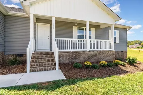 Exterior - 115 Knight Farm Rd, Stokesdale, NC 27357 photo 6 of 8