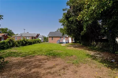 2202 Green Dr, High Point, NC 27260 photo 27