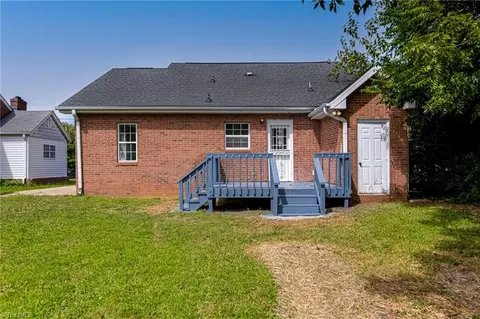 2202 Green Dr, High Point, NC 27260 photo 26