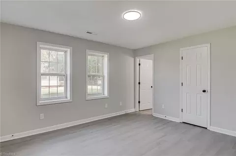 2202 Green Dr, High Point, NC 27260 photo 15