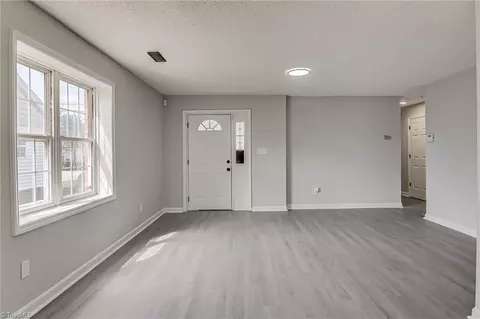 2202 Green Dr, High Point, NC 27260 photo 12