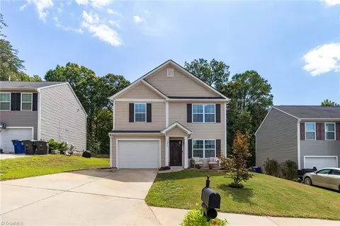 5256 Northridge Dr, Winston Salem, NC 27105