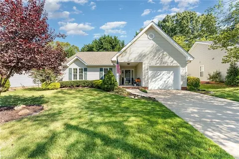 5420 Whitley Way, Greensboro, NC 27407
