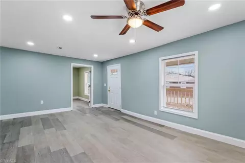 112 Foster St, Mocksville, NC 27028