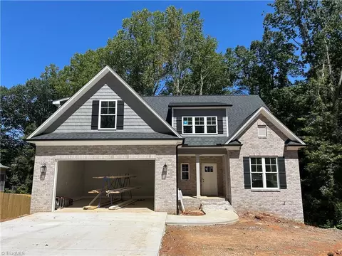 543 Barrett Rd, Winston Salem, NC 27104