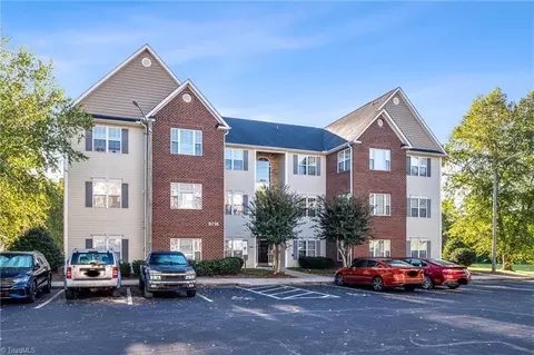 3716 Spanish Peak Dr #1D, High Point, NC 27265