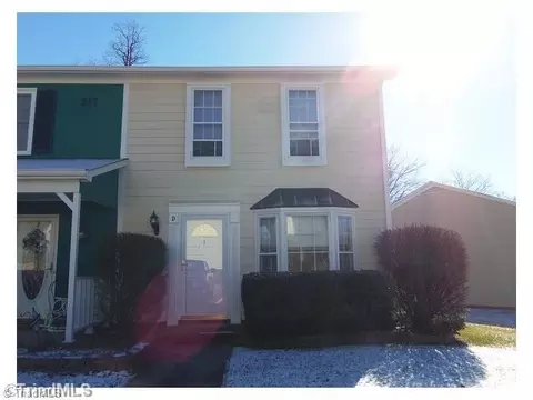 917 Shelby Dr #D, Greensboro, NC 27409