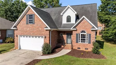 181 New Hampshire Ct, Mocksville, NC 27028