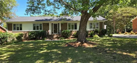 5606 Country Ln, Greensboro, NC 27410