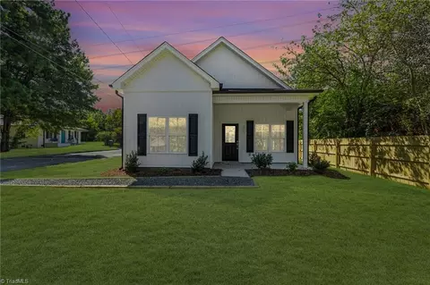 1012 Short St, Burlington, NC 27217