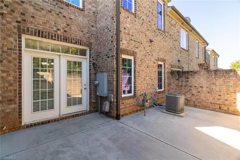 Exterior - 737 Carneros Cir, High Point, NC 27265 photo 5 of 8