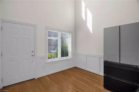 Entry Way - 737 Carneros Cir, High Point, NC 27265 photo 3 of 7