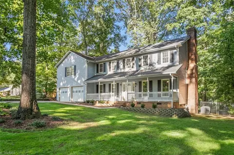 711 Woodsway Ct, Reidsville, NC 27320